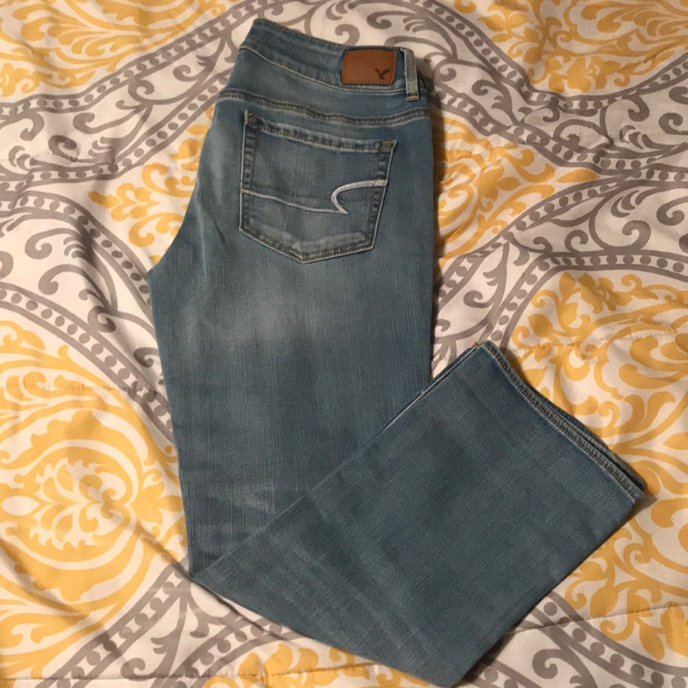 NWT American Eagle Crop Jeans